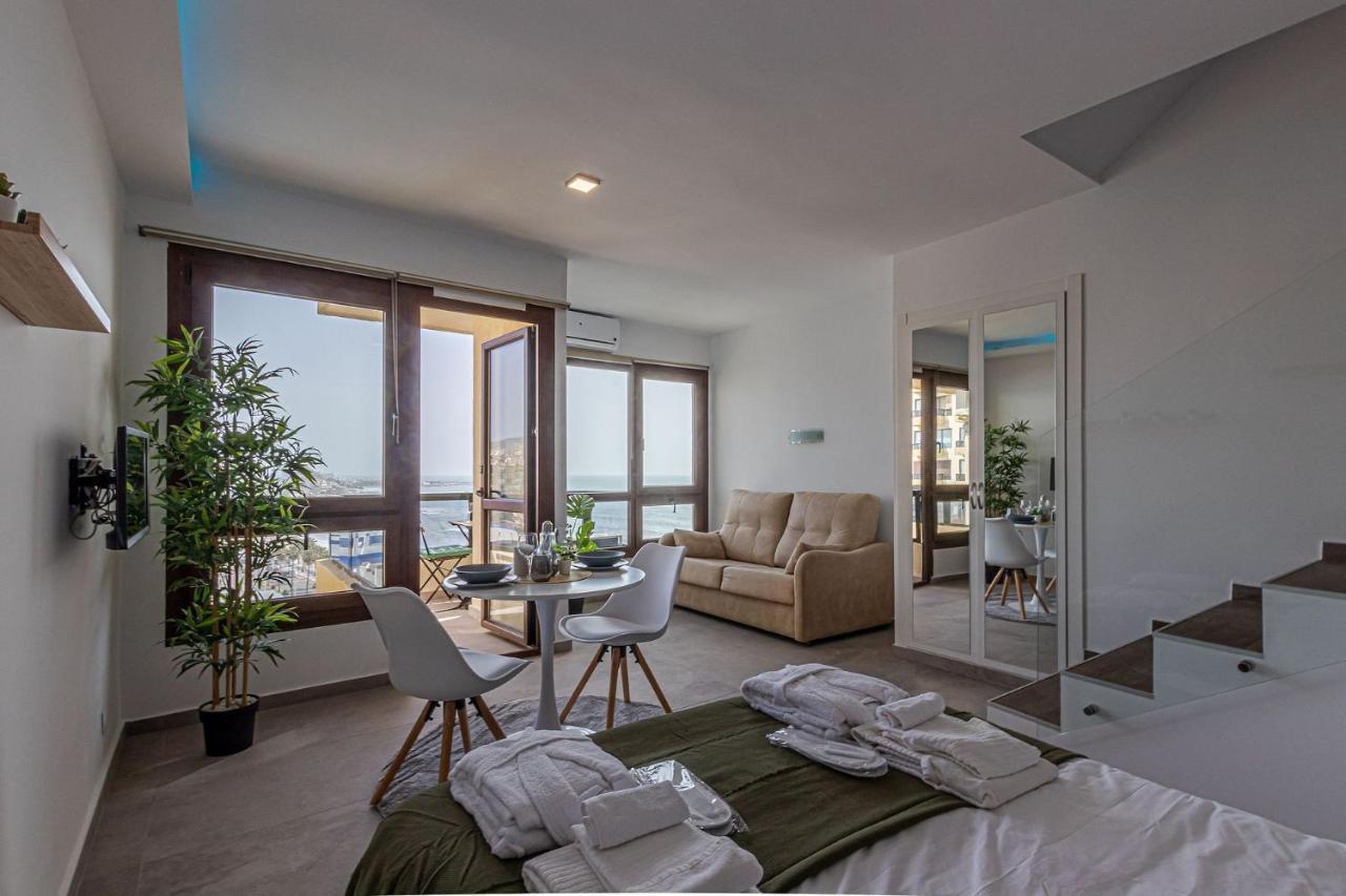 Beachfront With Spectacular Views And Swimming Pool Benalmádena Εξωτερικό φωτογραφία