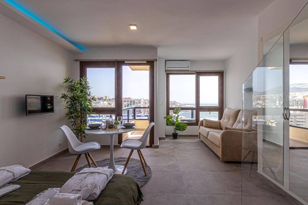 Beachfront With Spectacular Views And Swimming Pool Benalmádena Εξωτερικό φωτογραφία