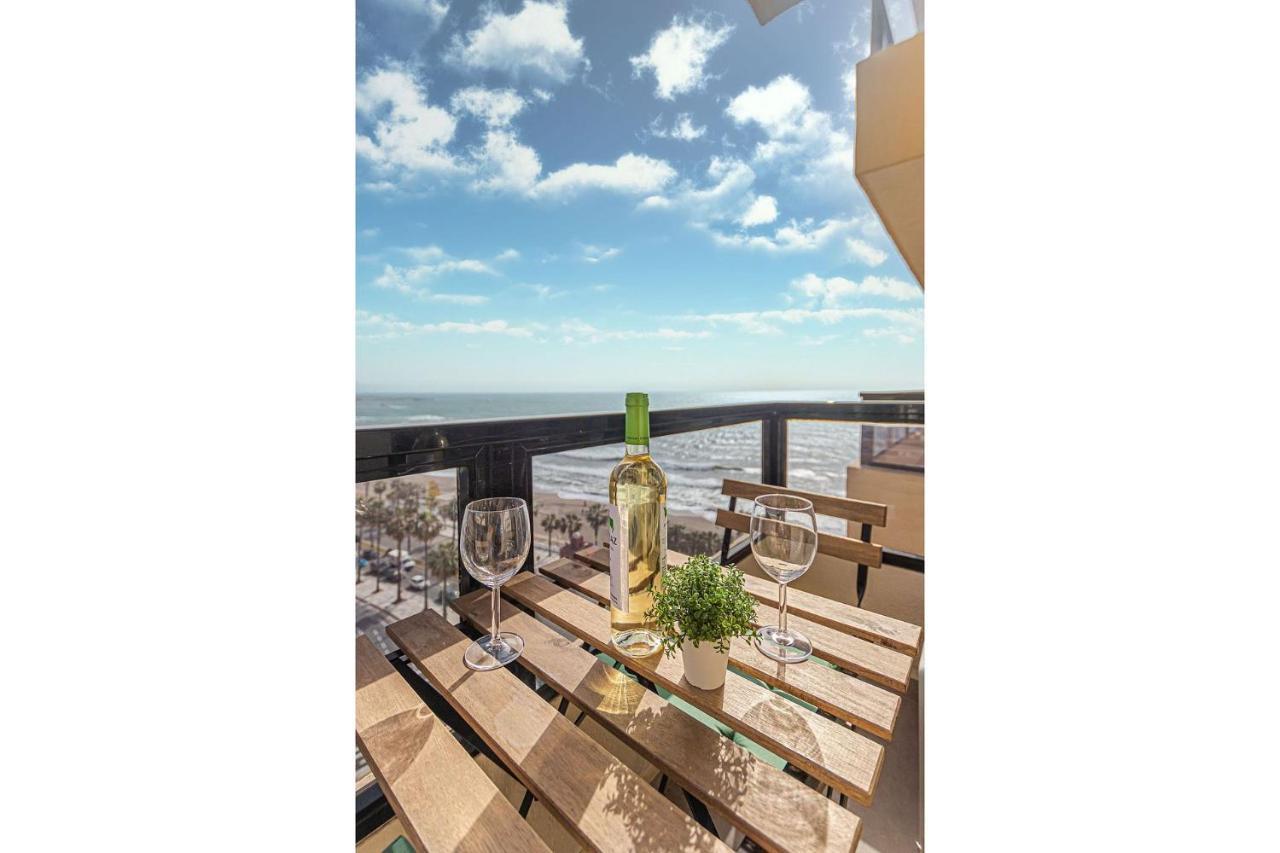 Beachfront With Spectacular Views And Swimming Pool Benalmádena Εξωτερικό φωτογραφία